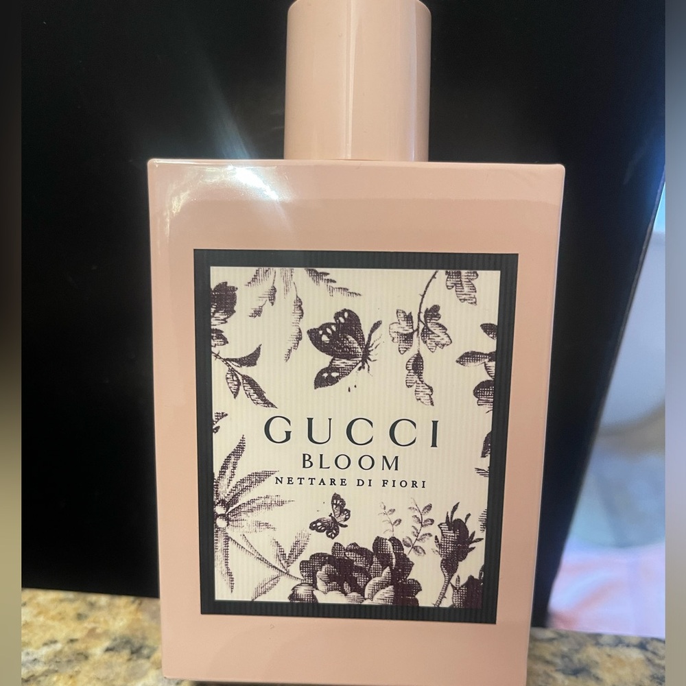 GUCCI BLLOM BLOOM NETTARE DI FIORI PERFUME.
